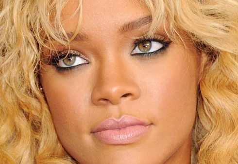 Grammy 2012 - Rihanna